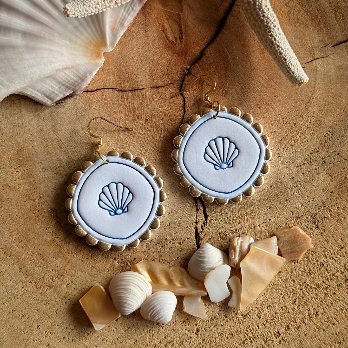 Seashell Serenade (multiple colors)
